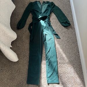 V-neck Lantern Sleeve Belted Solid Jumpsuit